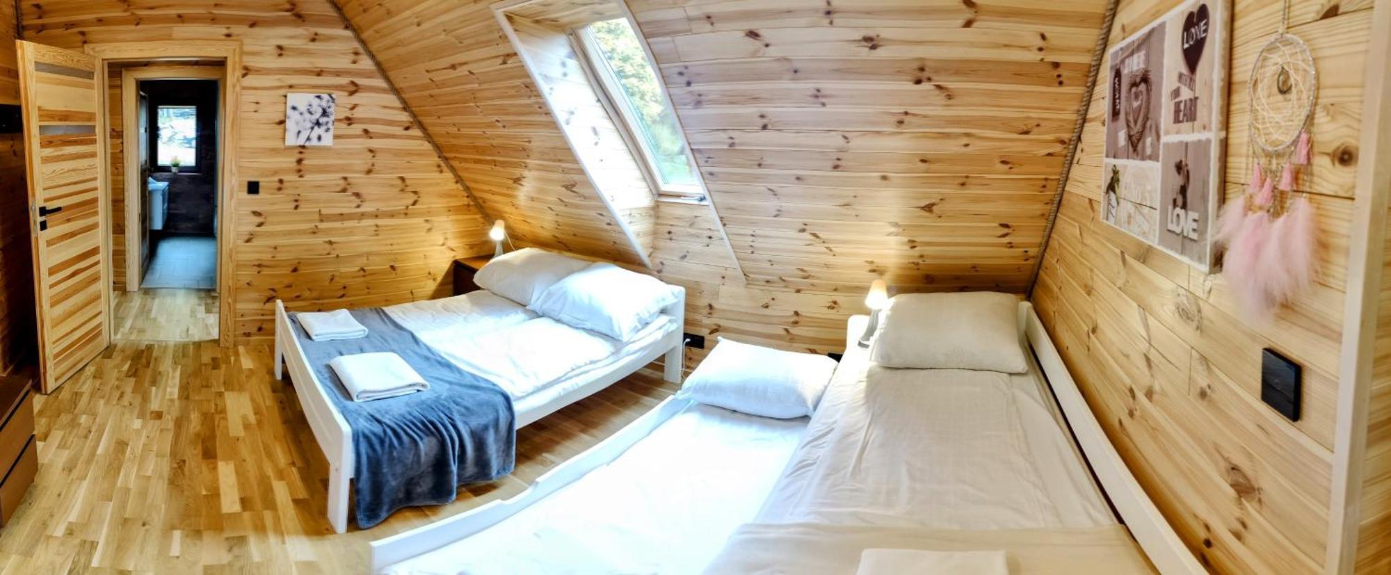 Chalet Dom Pod Lesniczowka Zachelmie (Jelenia Gora)