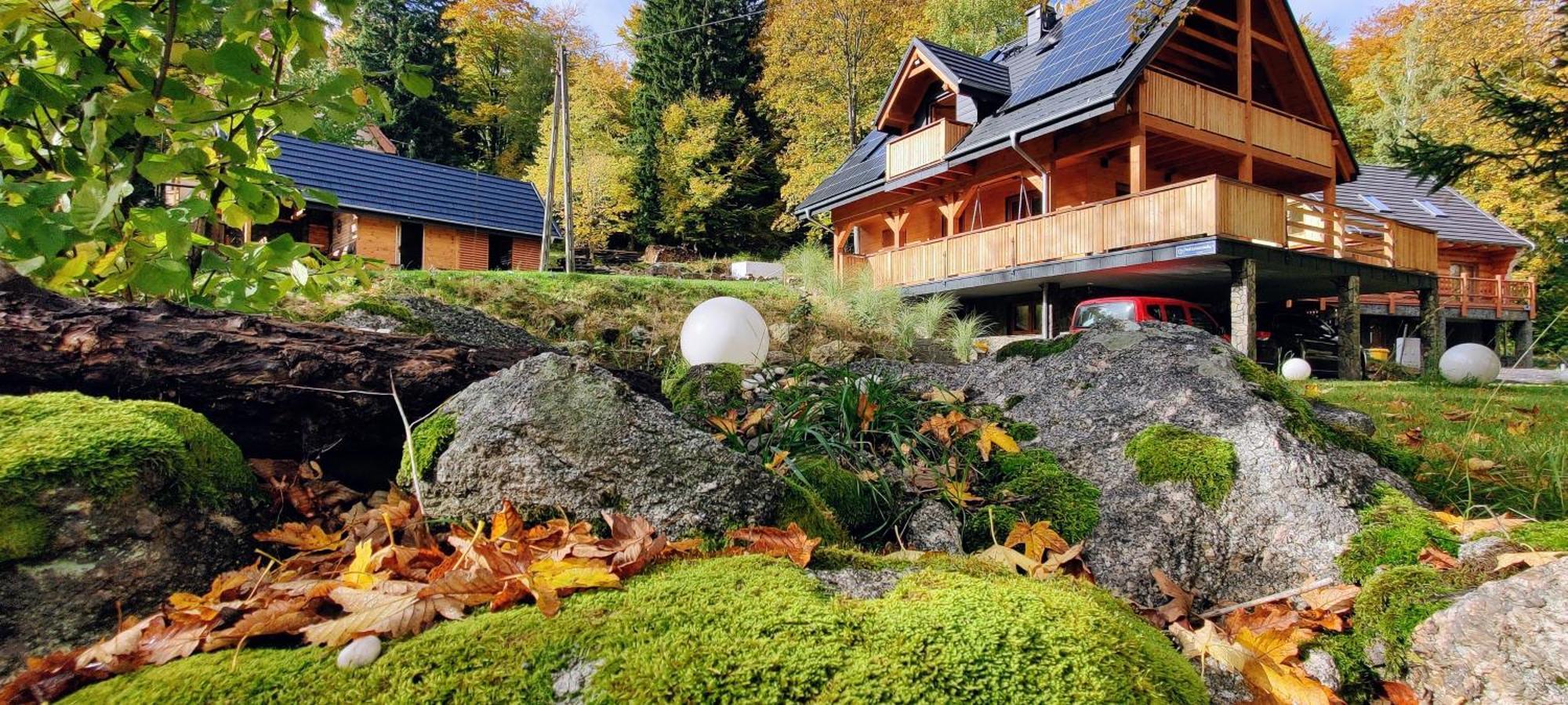Chalet Dom Pod Lesniczowka Zachelmie (Jelenia Gora)